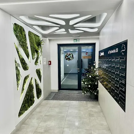 Luxury With Garden *